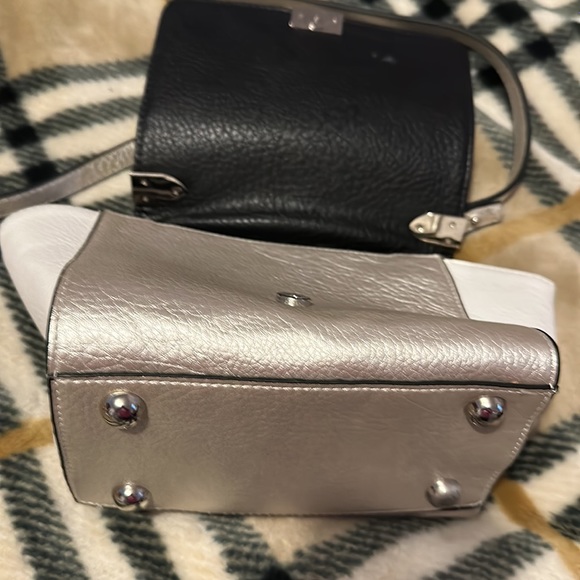 Jessica Simpson Handbag - Picture 4 of 5